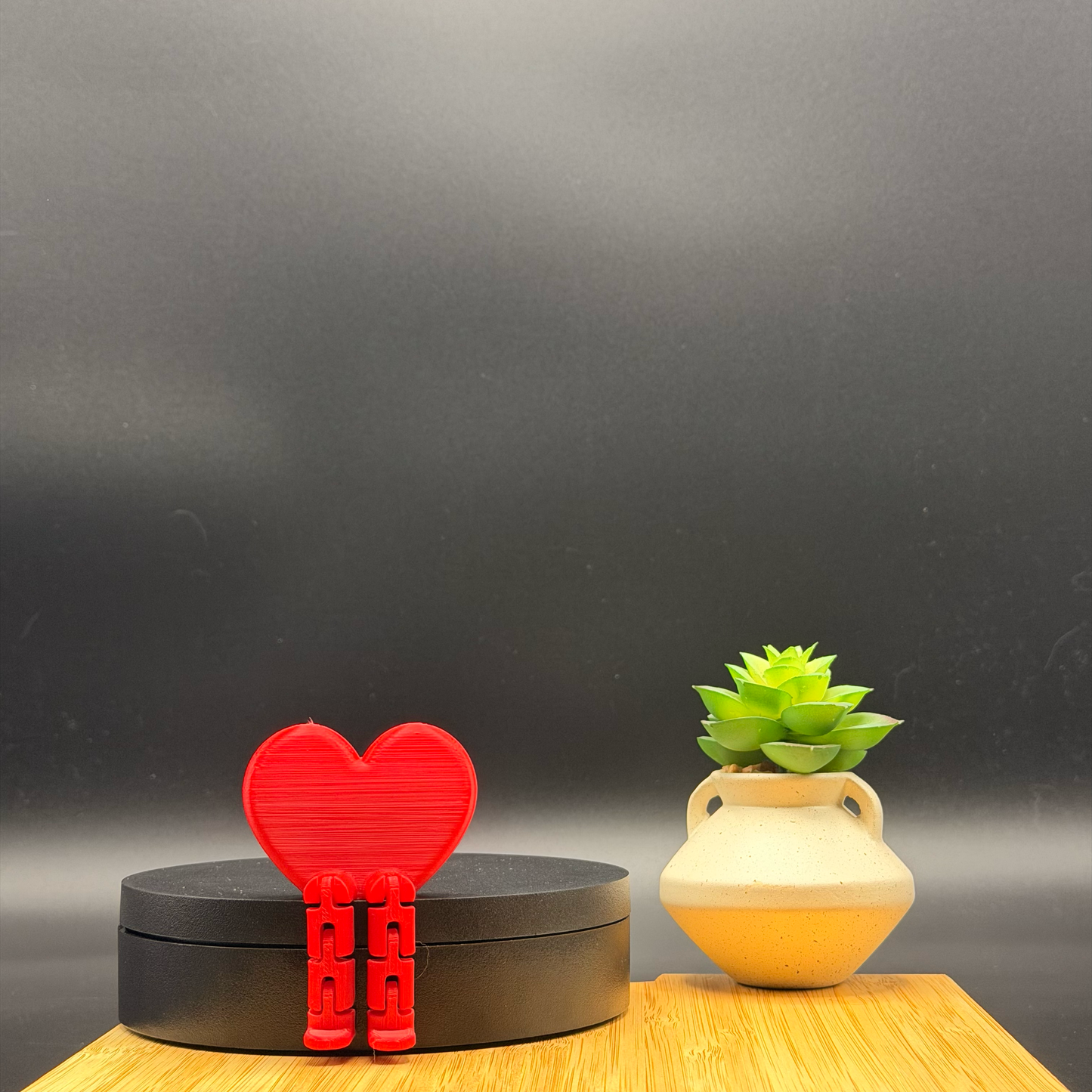 Articulated Heart Photo Holder
